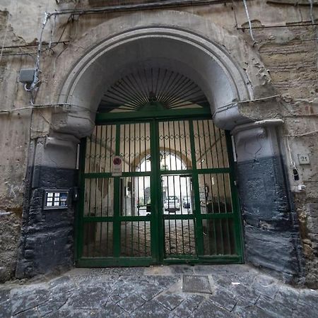 Home Nonna Sabina - Centro Storico Napoli Eksteriør bilde