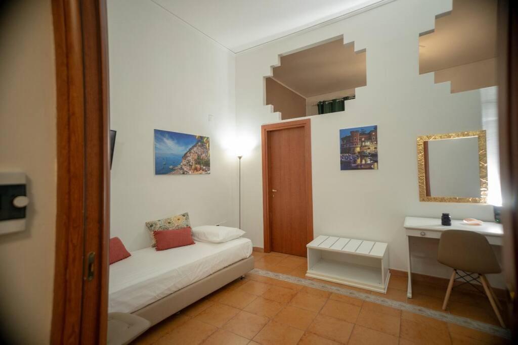 Home Nonna Sabina - Centro Storico Napoli Eksteriør bilde